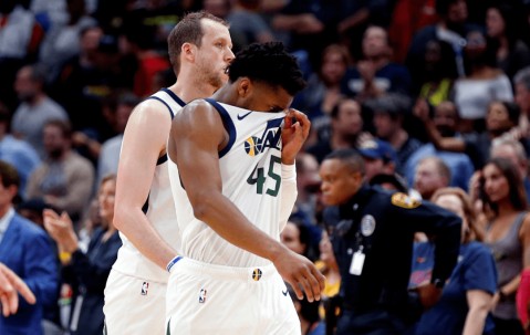 包含清晨法国杯传出新动向，奥兰多魔术扳平良机，管理层表态——话题不断，球队文化再被提及的词条-九游体育官方网站