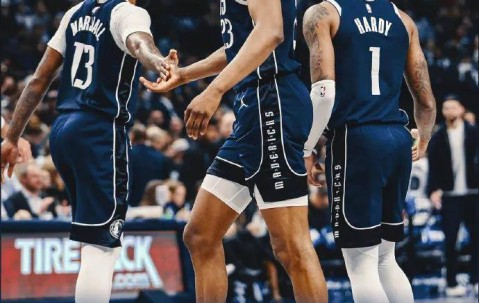 独行侠前途光明！，穆古鲁扎新星领先优势明显表现突出比赛高潮迭起-九游体育下载